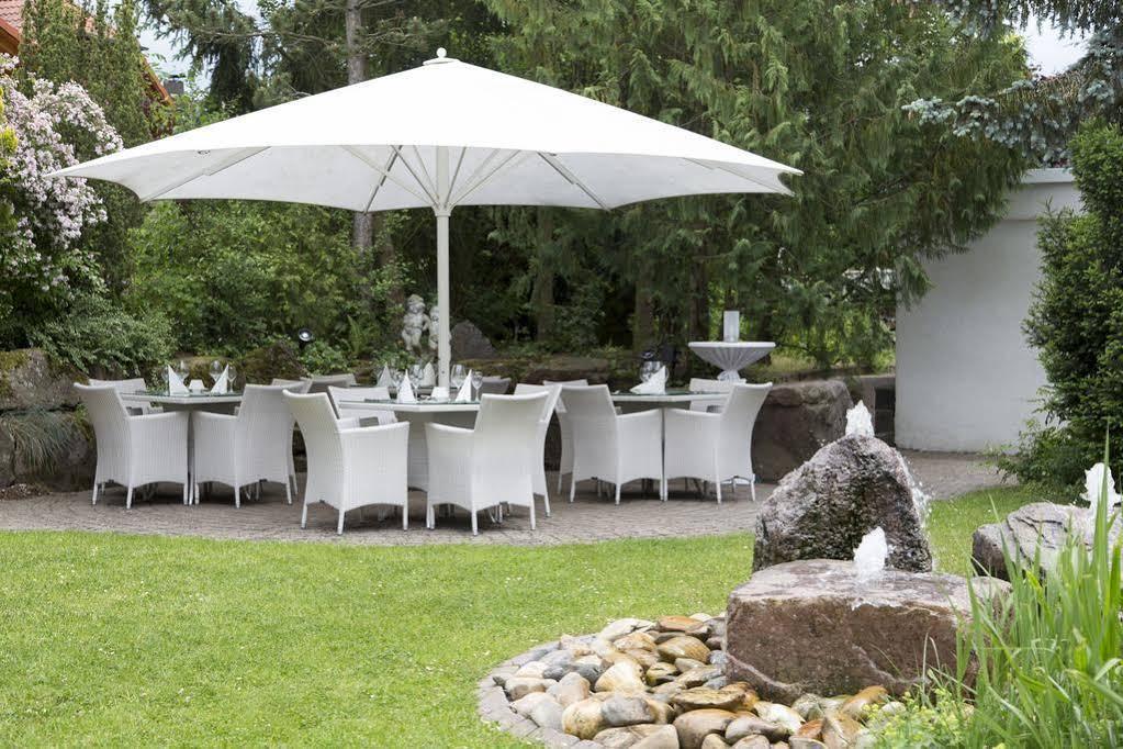 Hotel-Restaurant Arneggers Adler Tiefenbronn Eksteriør bilde
